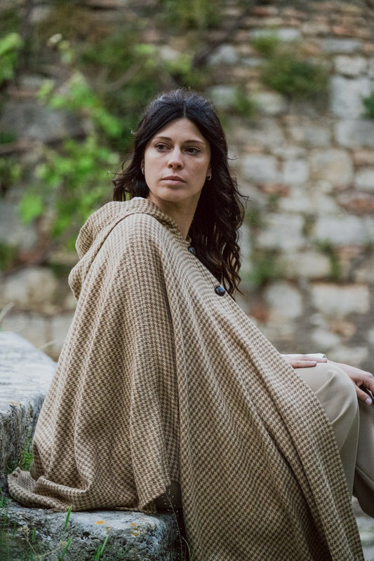 "Luisella" houndstooth wool cape - one size